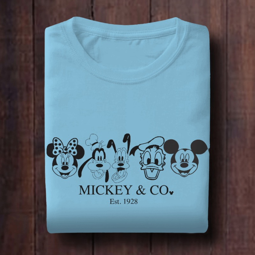 Unisex Oversized t-shirt Mickey & co